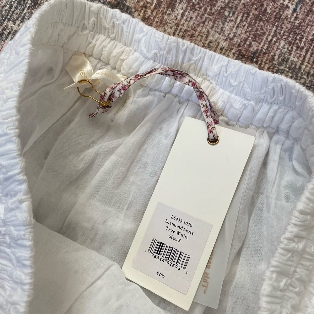 LSF diamond skirt size S NWT